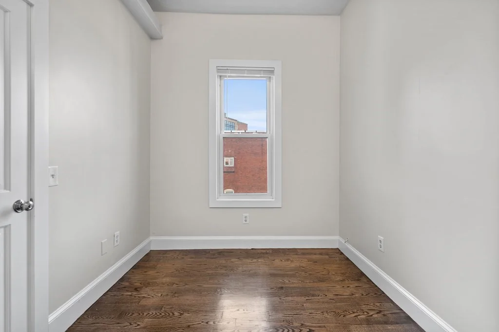 118 Dorchester St, South Boston