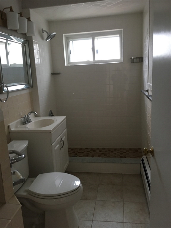 81 Sunnyside Ave, Winthrop