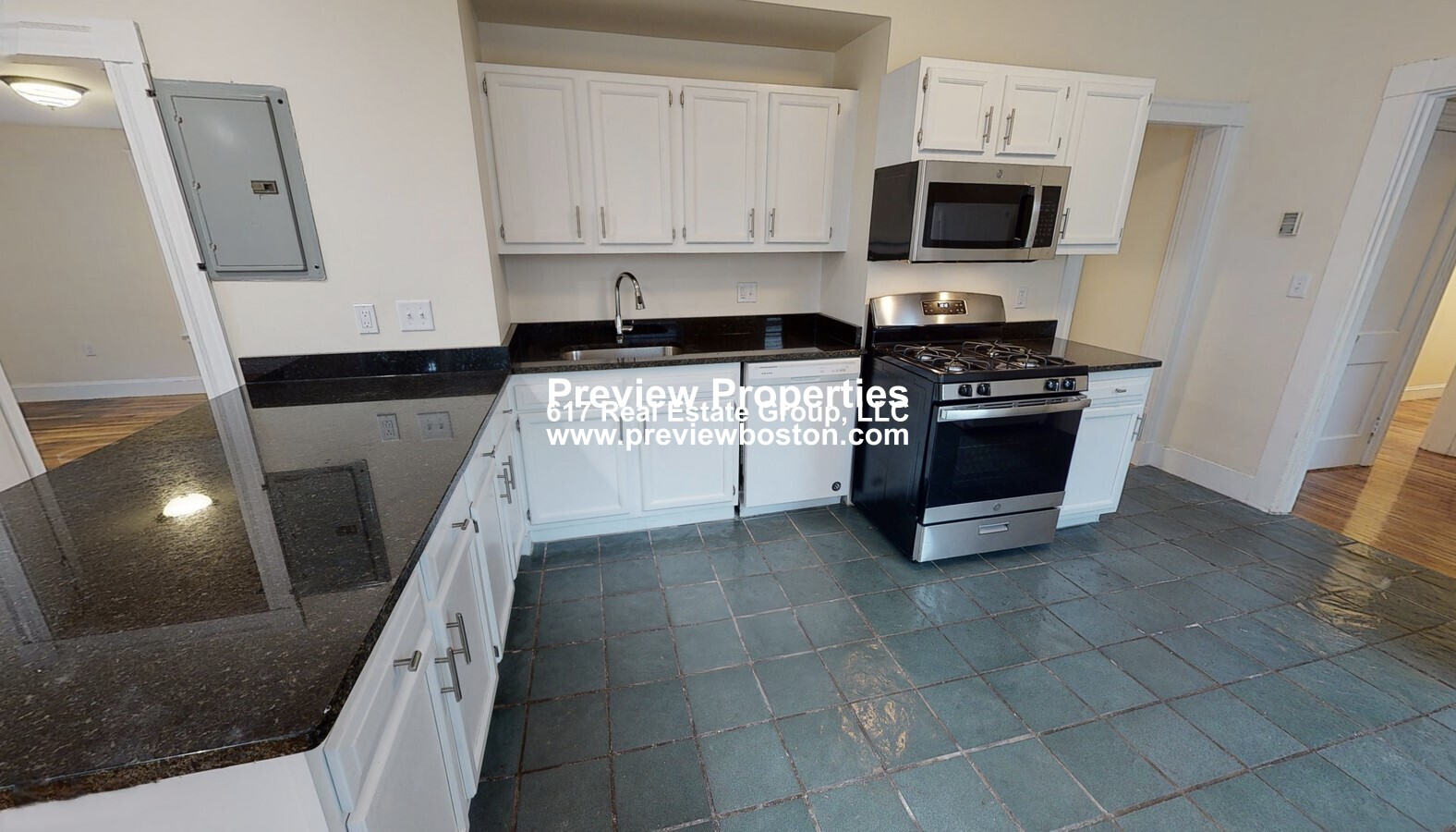 2572 Massachusetts Ave, North Cambridge