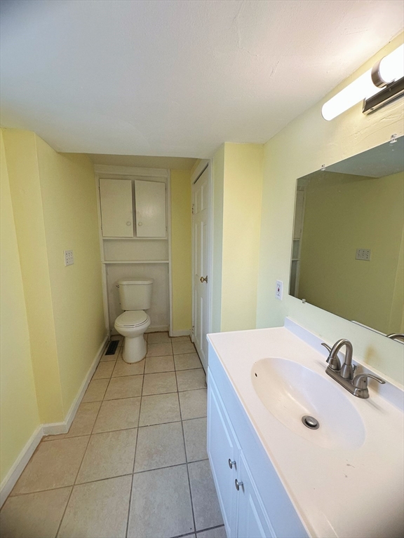 4 Harrison St, Natick