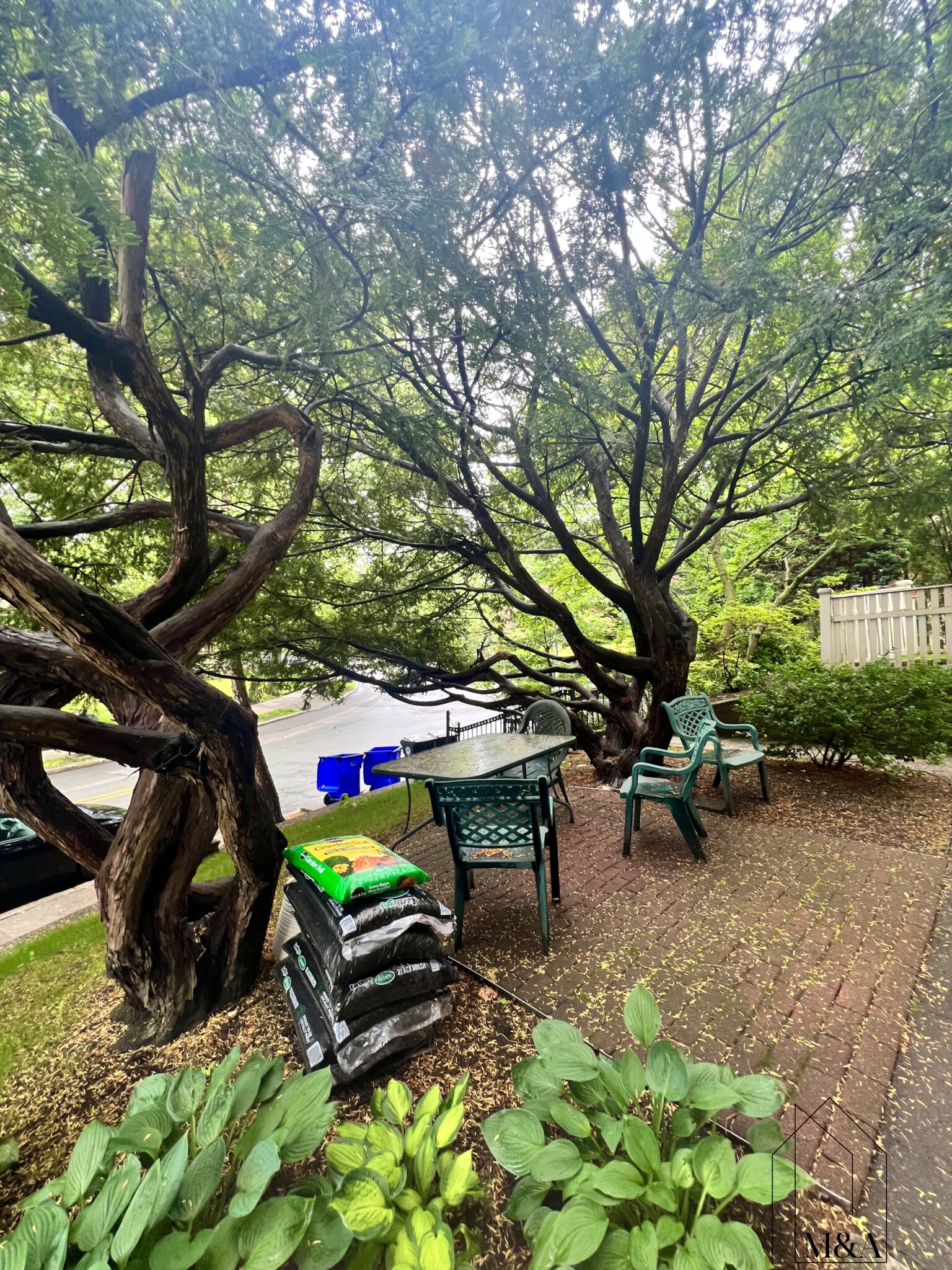 576 Washington St, Brookline