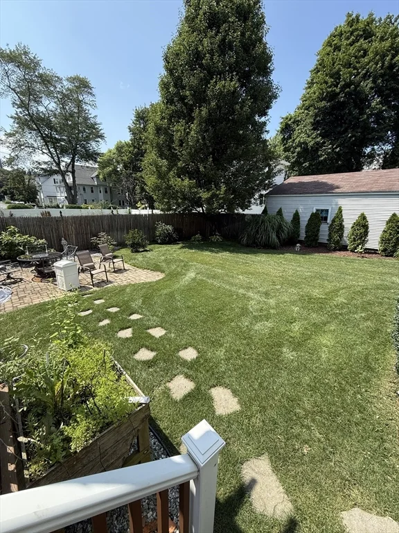 1859 Northampton St, Holyoke