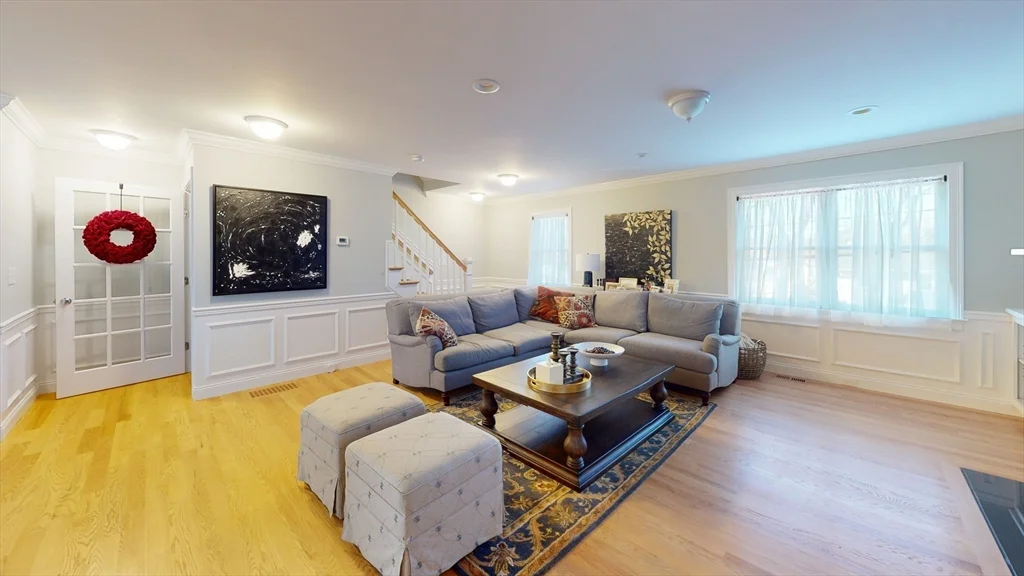 56 Albemarle Rd, Waltham