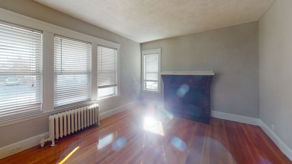 72-74 Harlow, East Arlington