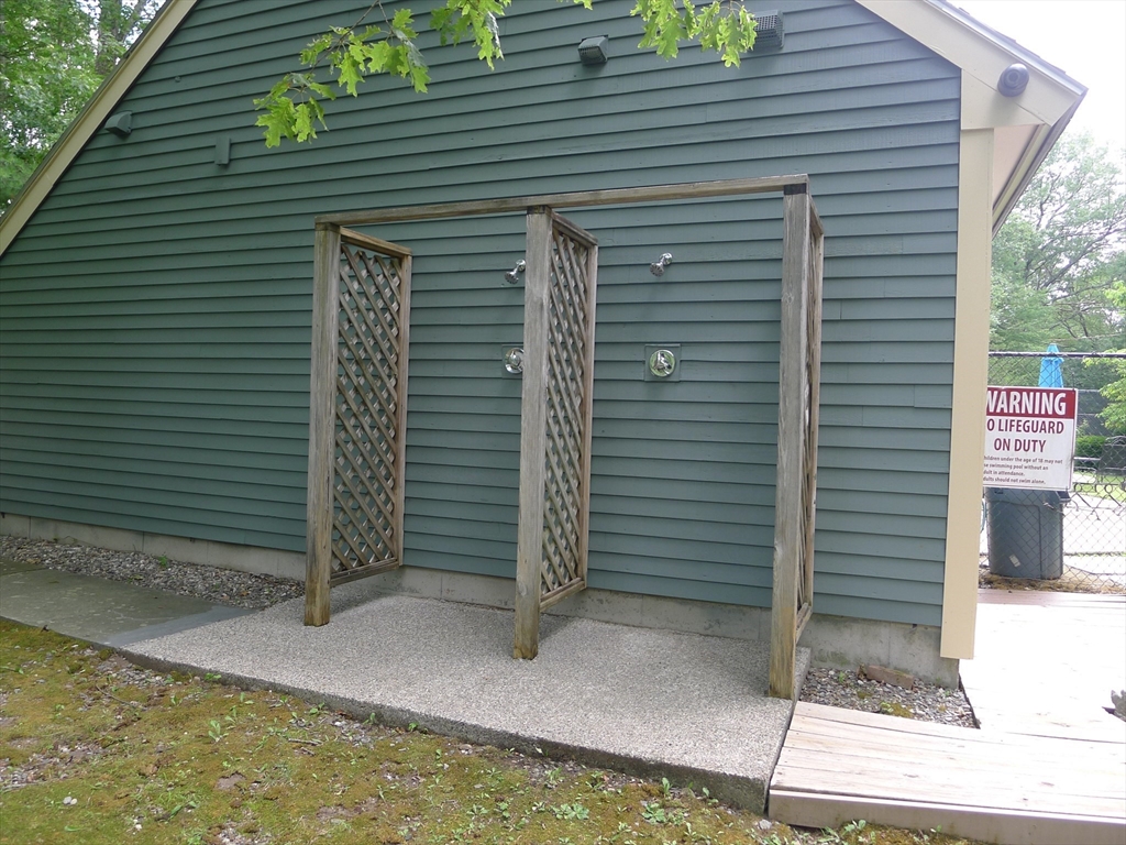 89 Brookdale, Shrewsbury