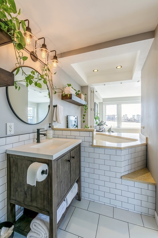 37 Winnisimmet St, Chelsea