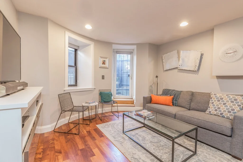 529 Columbus Ave, South End