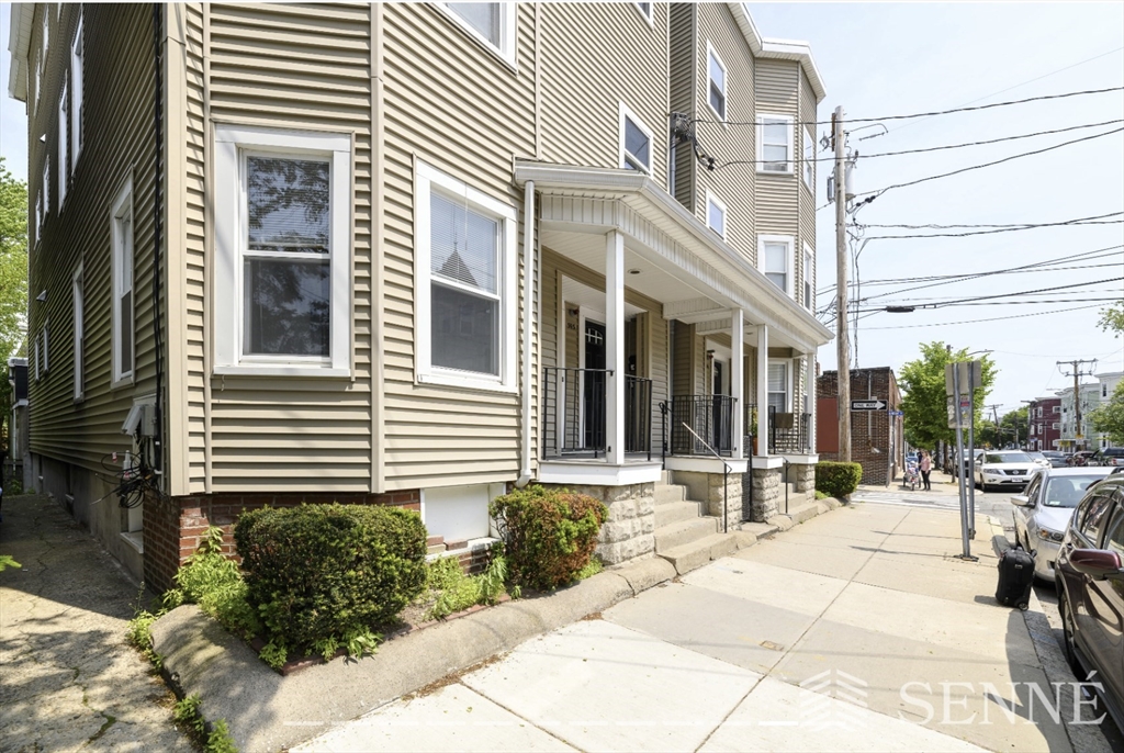 393 Washington, Ward Two