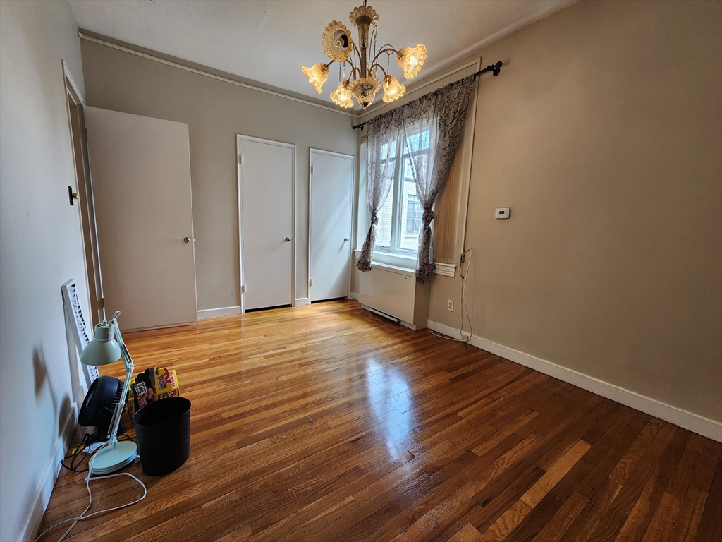 573 Washington St, Brookline