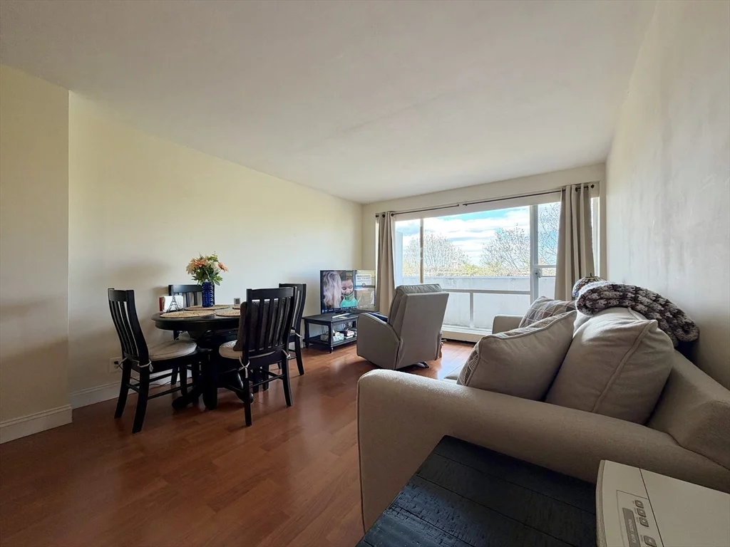 29 Concord Ave, Harvard Square