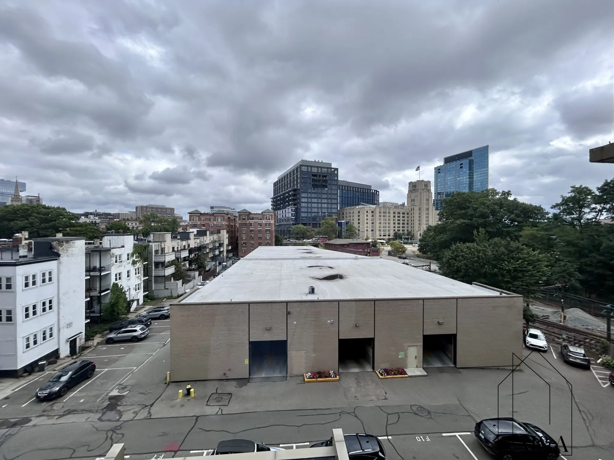 101 Monmouth St, Longwood