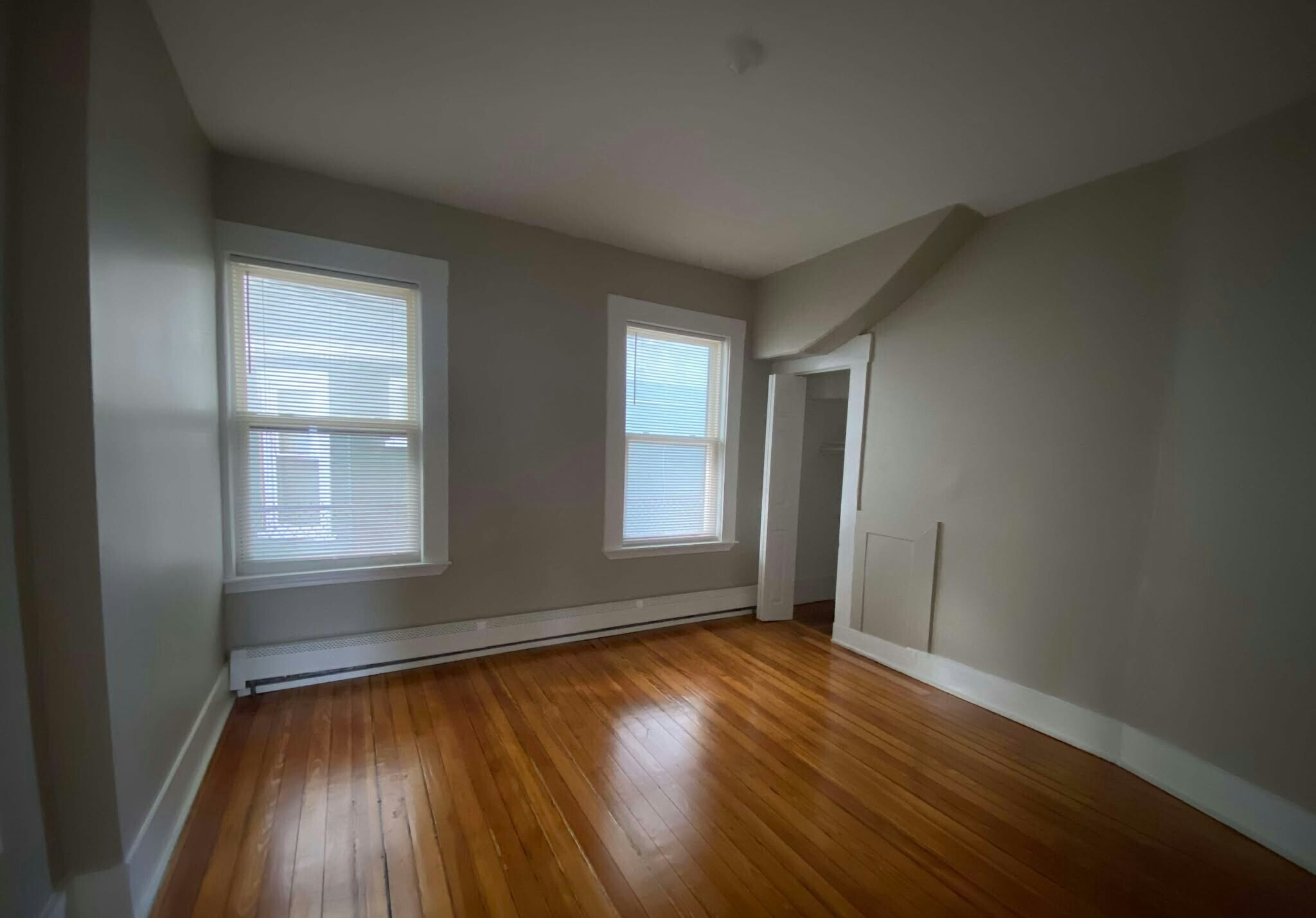 6 Bowdoin Park, Dorchester