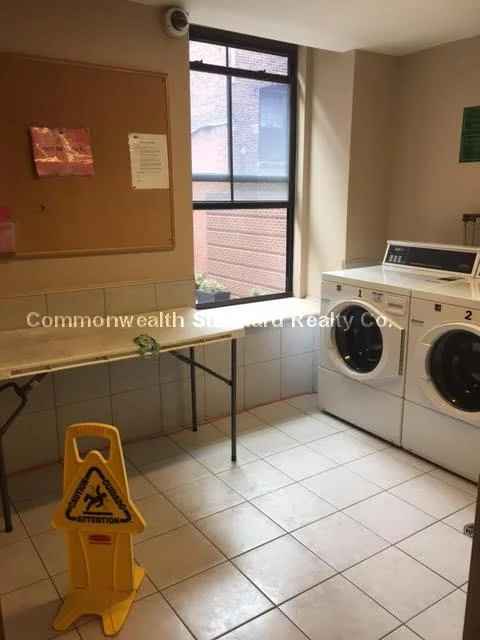 1661 Washington St, South End