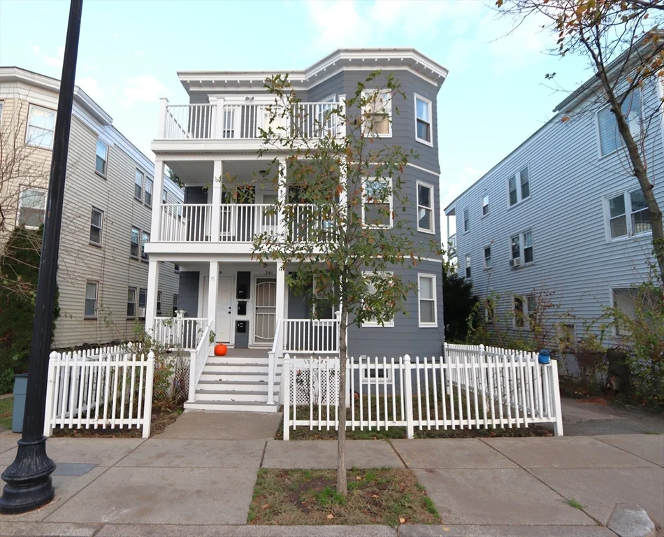 344-346 Hyde Park Ave, Roslindale