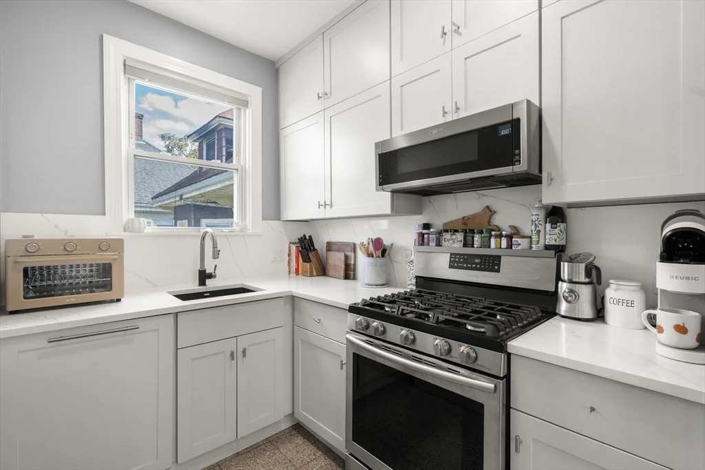 118 Franklin St, Brookline