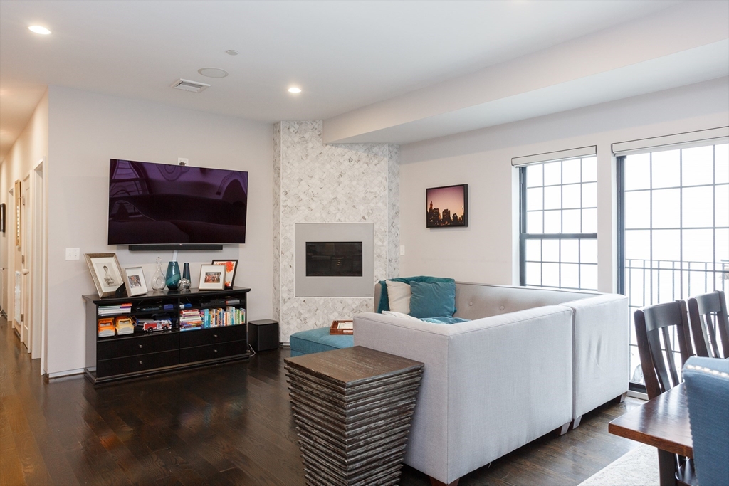 350 West Broadway, South Boston