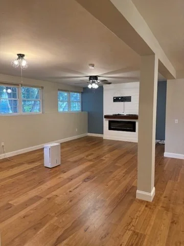 16 Pleasant St, Ayer