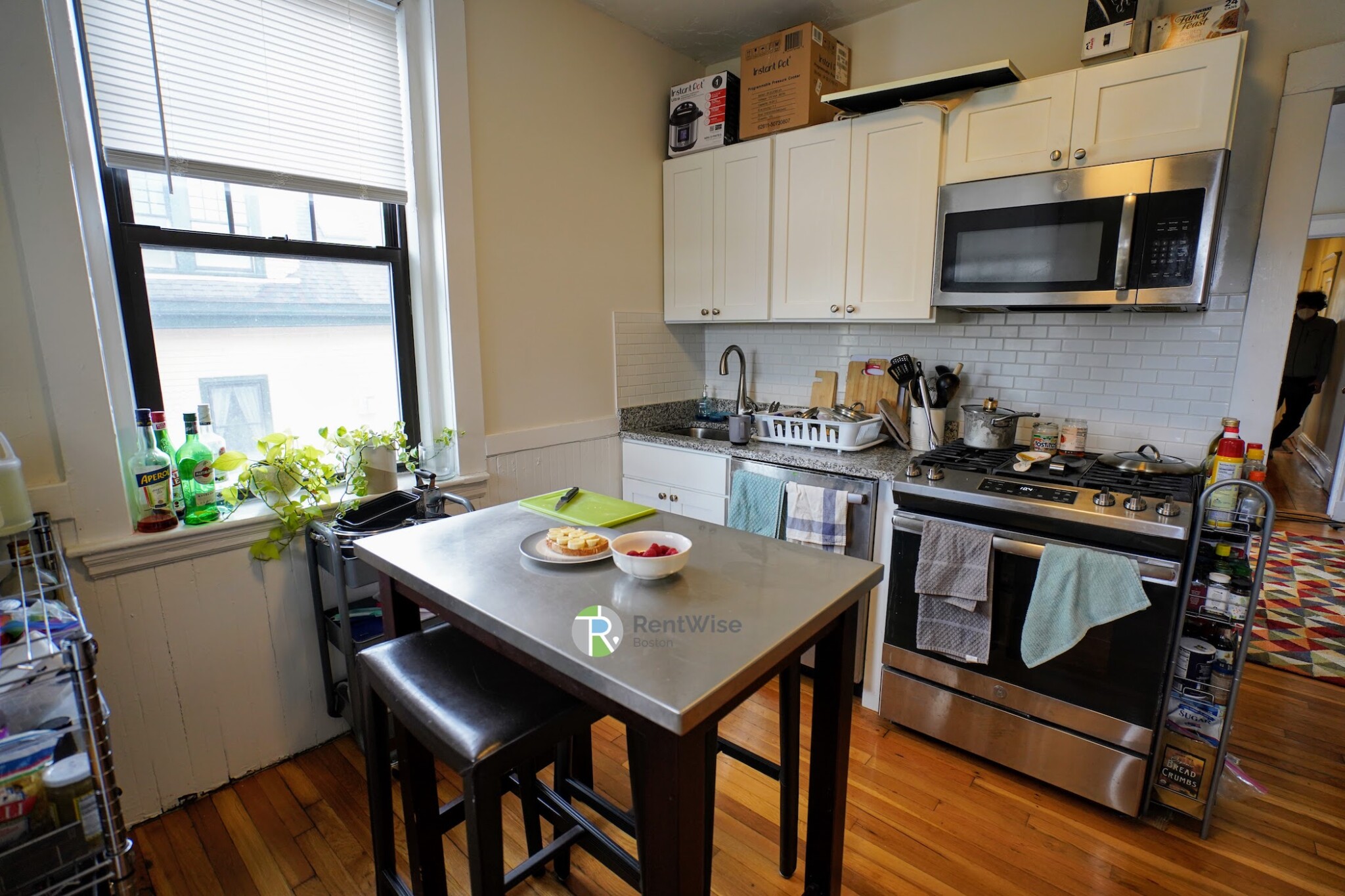 294 Harvard St, Mid-Cambridge