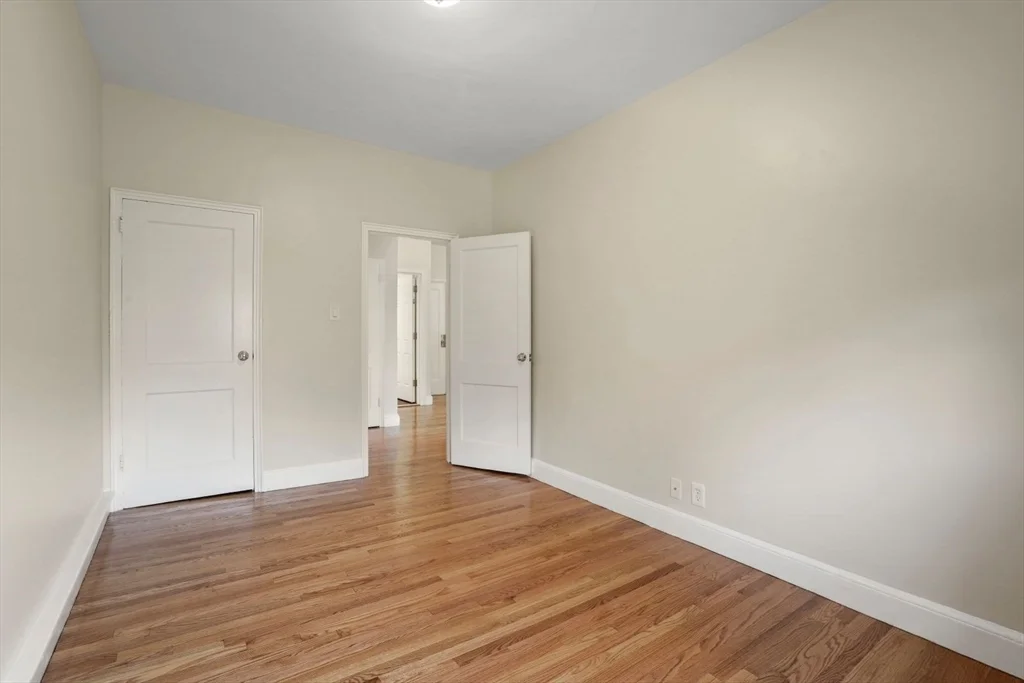 228 Commonwealth Ave, Back Bay