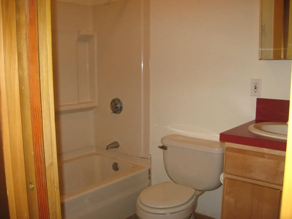 37 Regent, Porter Square