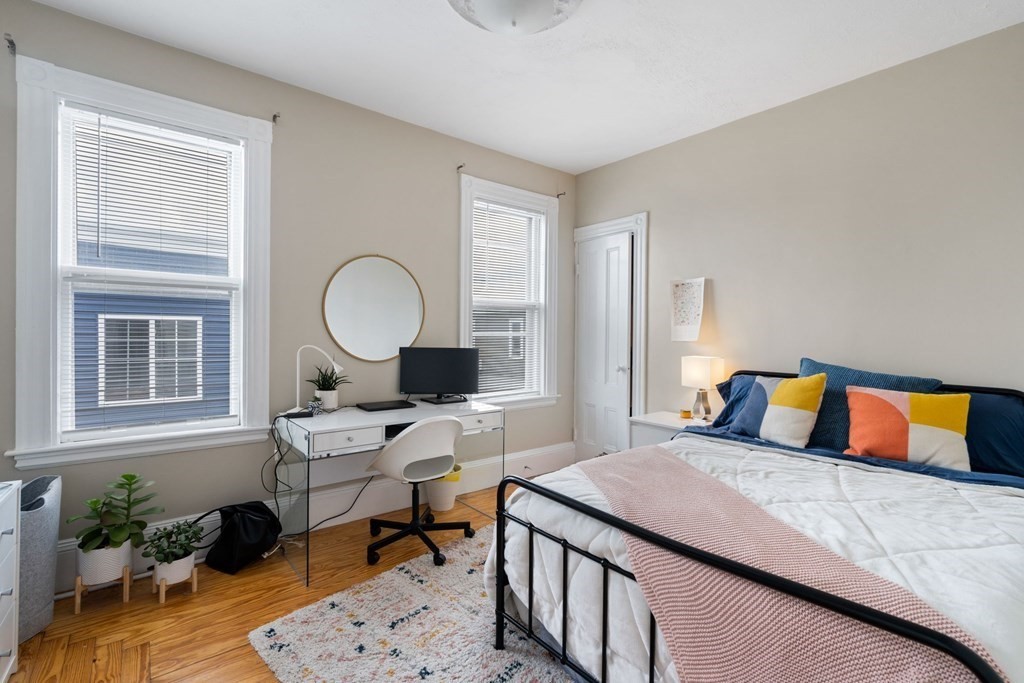 161 N St, South Boston