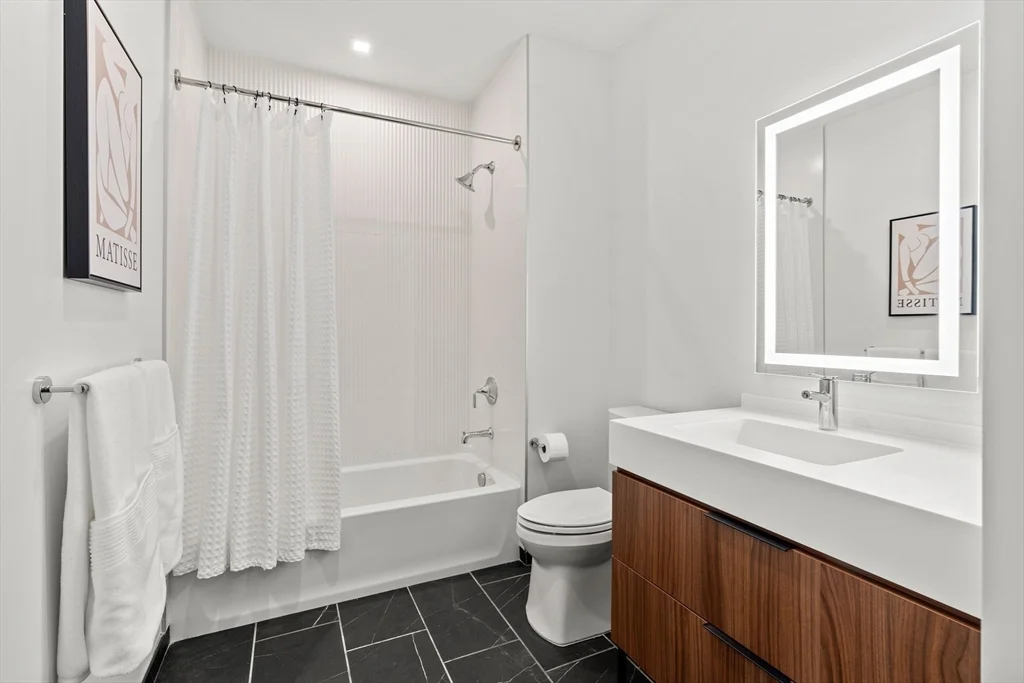 1515 Commonwealth Ave, Brighton