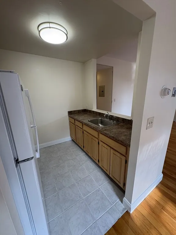 586 Massachusetts Ave, South End