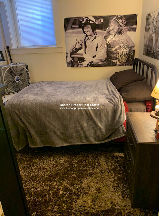 1748 Beacon St, Brookline