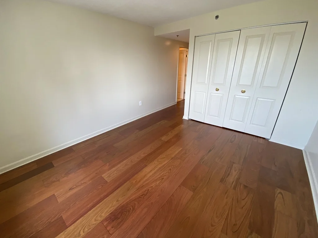 10 Museum Way, East Cambridge