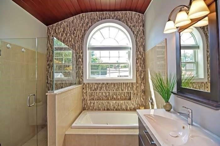 18 Curtis Rd, West Natick