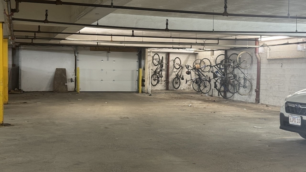 115 Highland Ave, Somerville