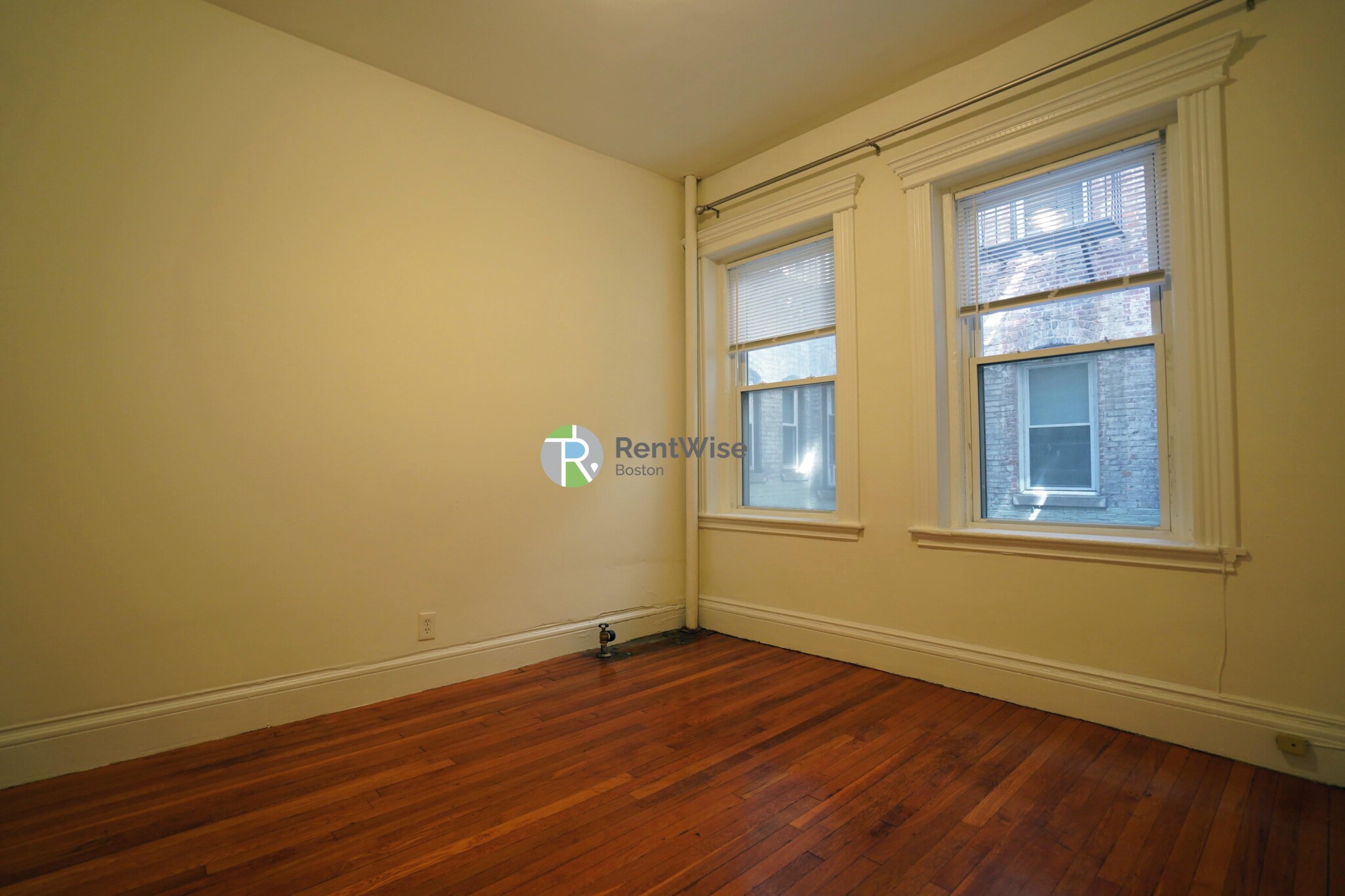 1298 Commonwealth Ave, Allston