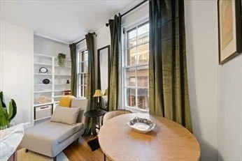 102 Revere, Beacon Hill