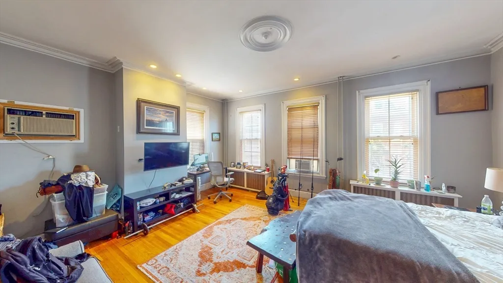 58 P St, South Boston