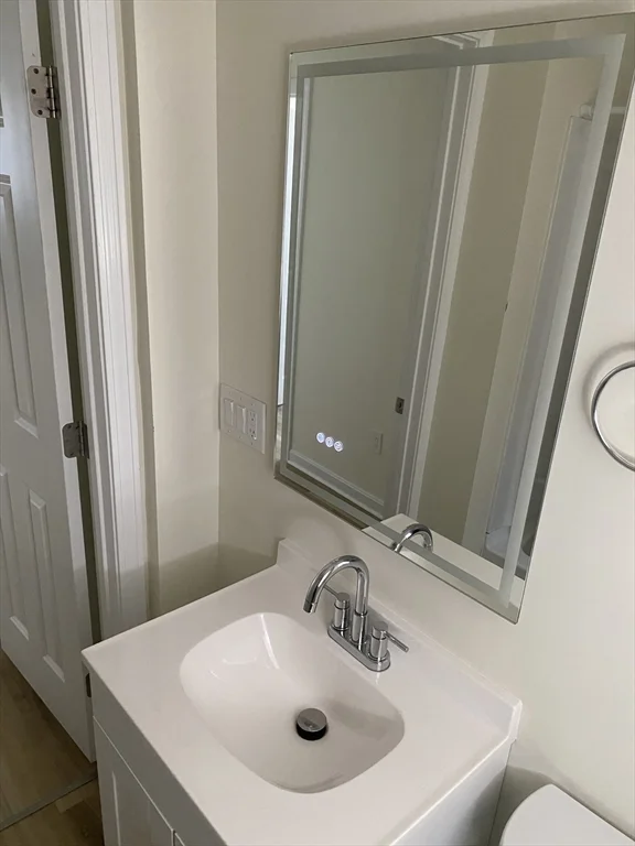 55 Burrage Ave, Leominster