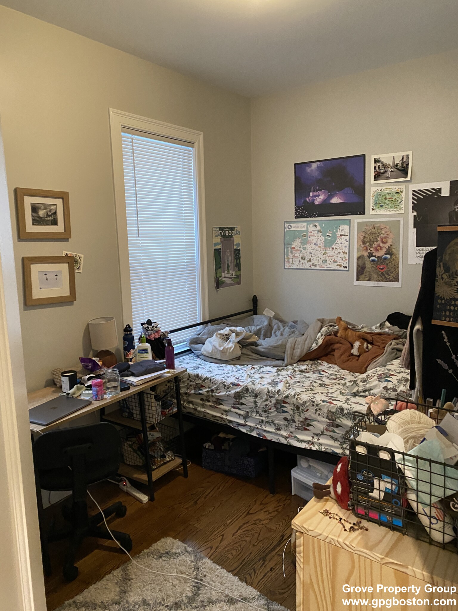 71 Hillside St, Mission Hill