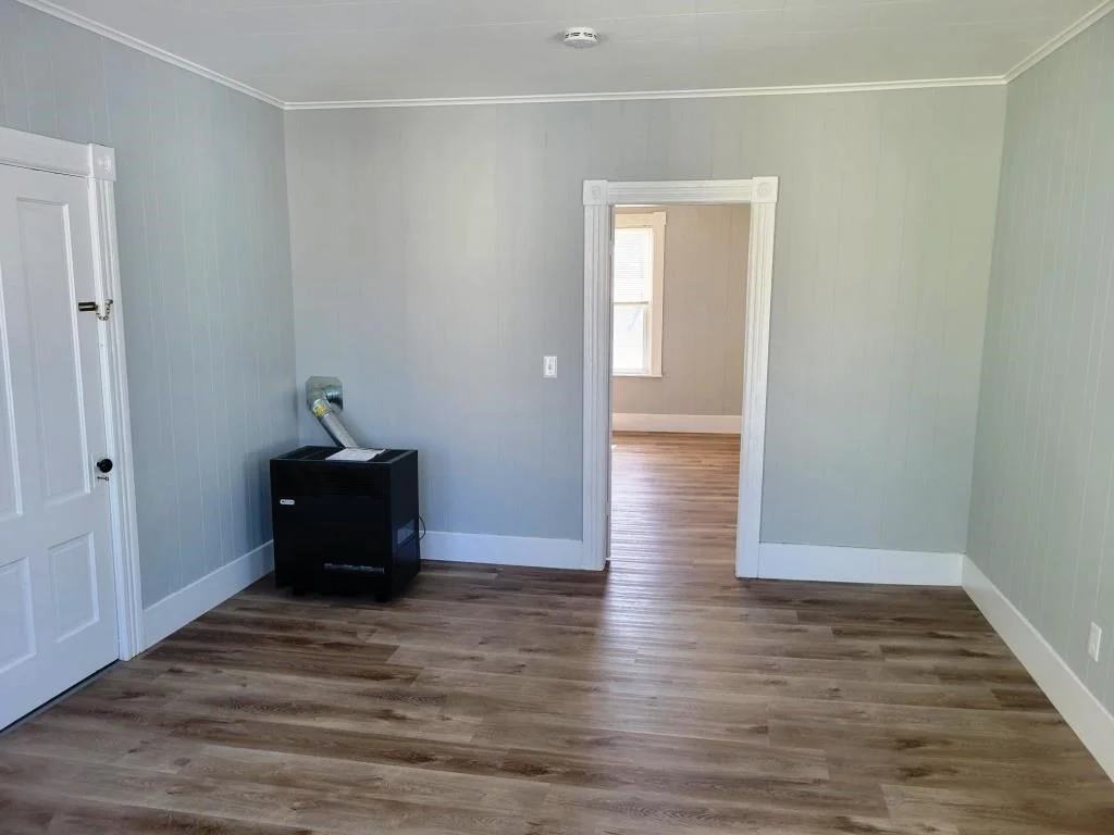 73 1/2 Esther St, Worcester