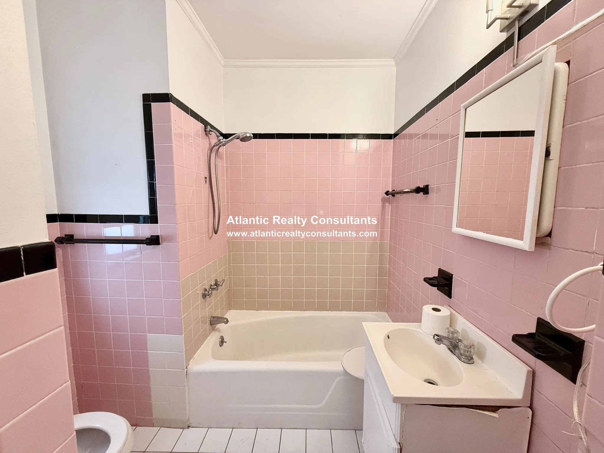84 Walker St, Newtonville