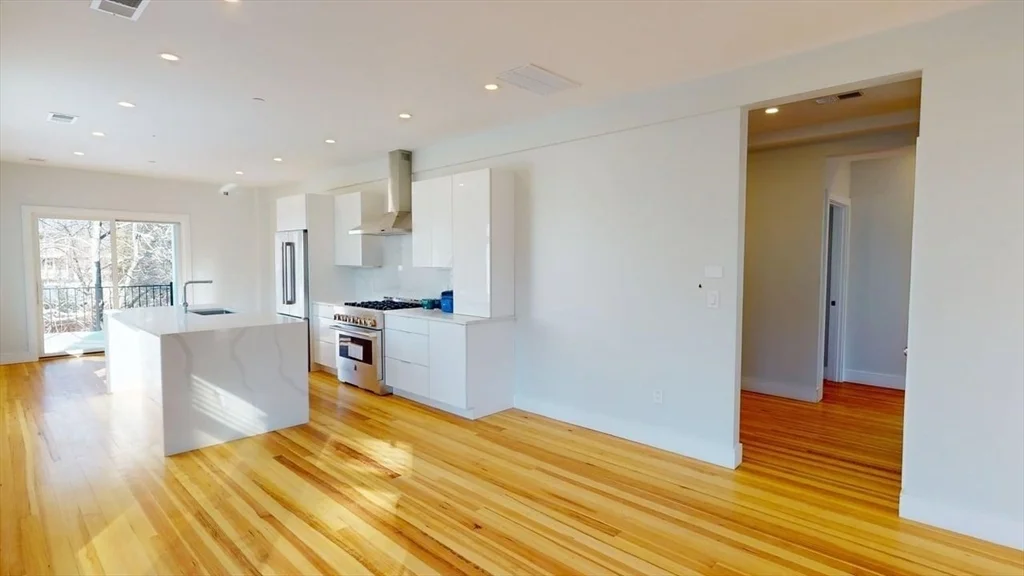 179 Appleton St, West Cambridge