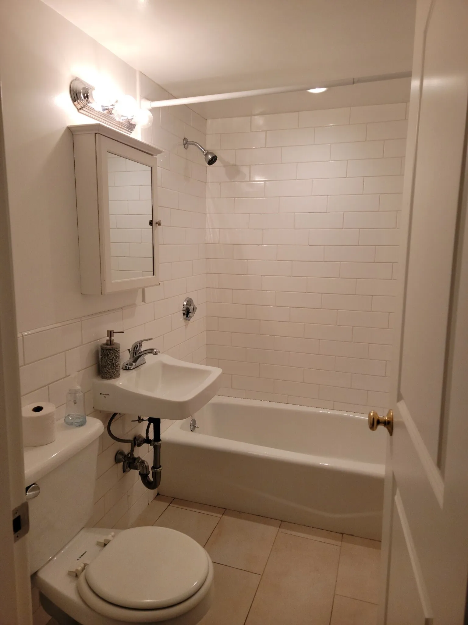 27 Glenville Ave, Allston