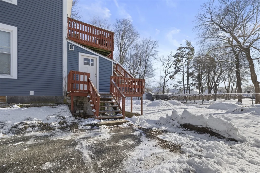 275 Market St, Rockland