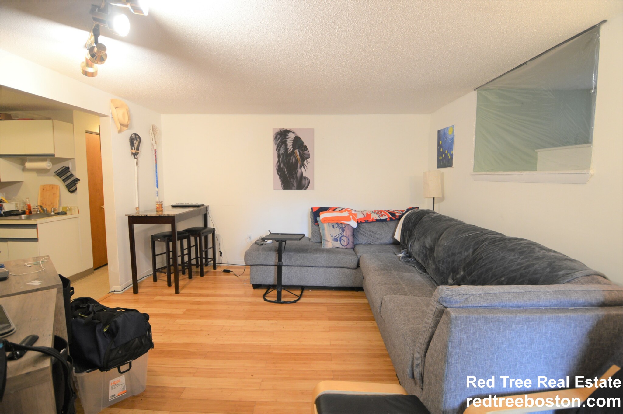 21 Kinross Rd, Brighton