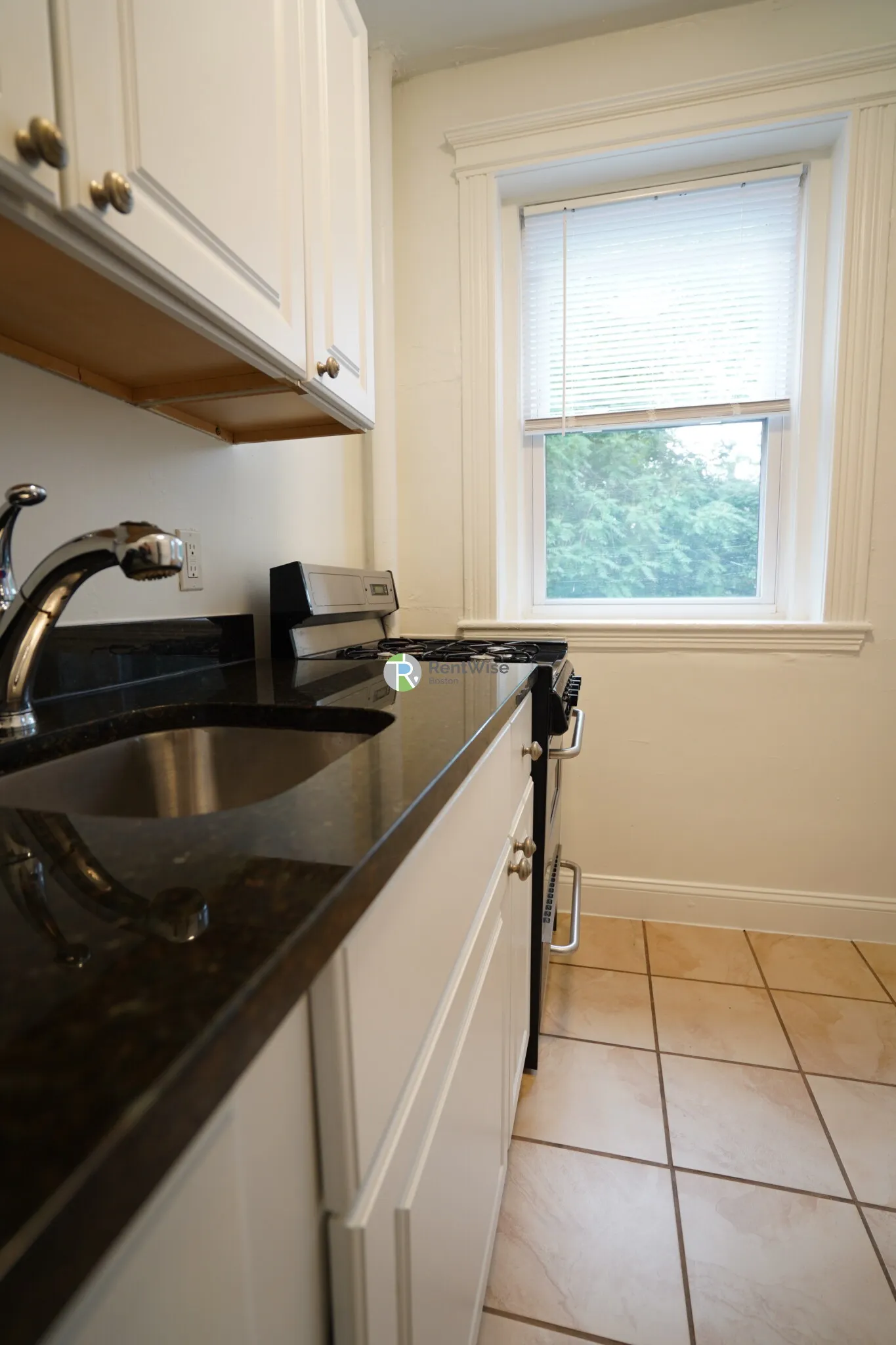 74 Brainerd Rd, Allston