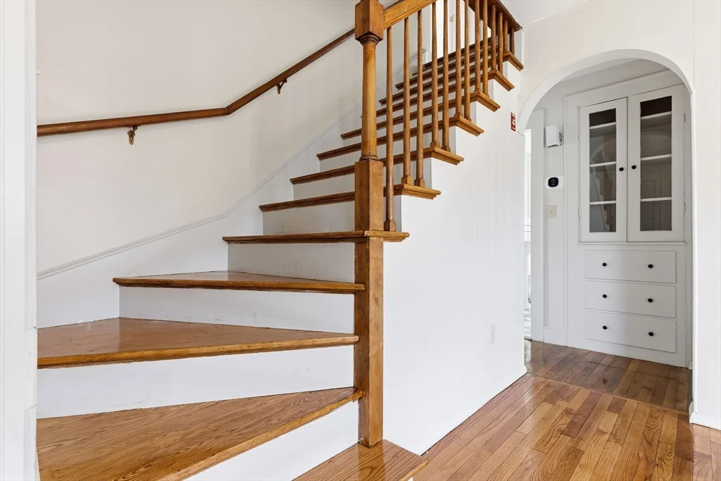 324 Lowel St, Peabody