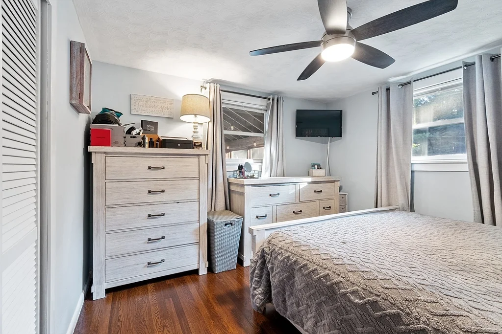 963 South St, Tewksbury