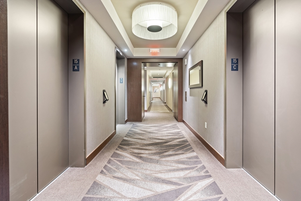 1 Franklin St, Midtown