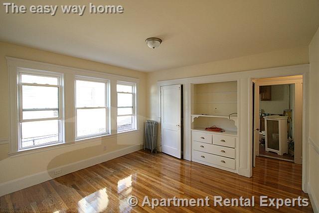 177 Boston Ave, Tufts