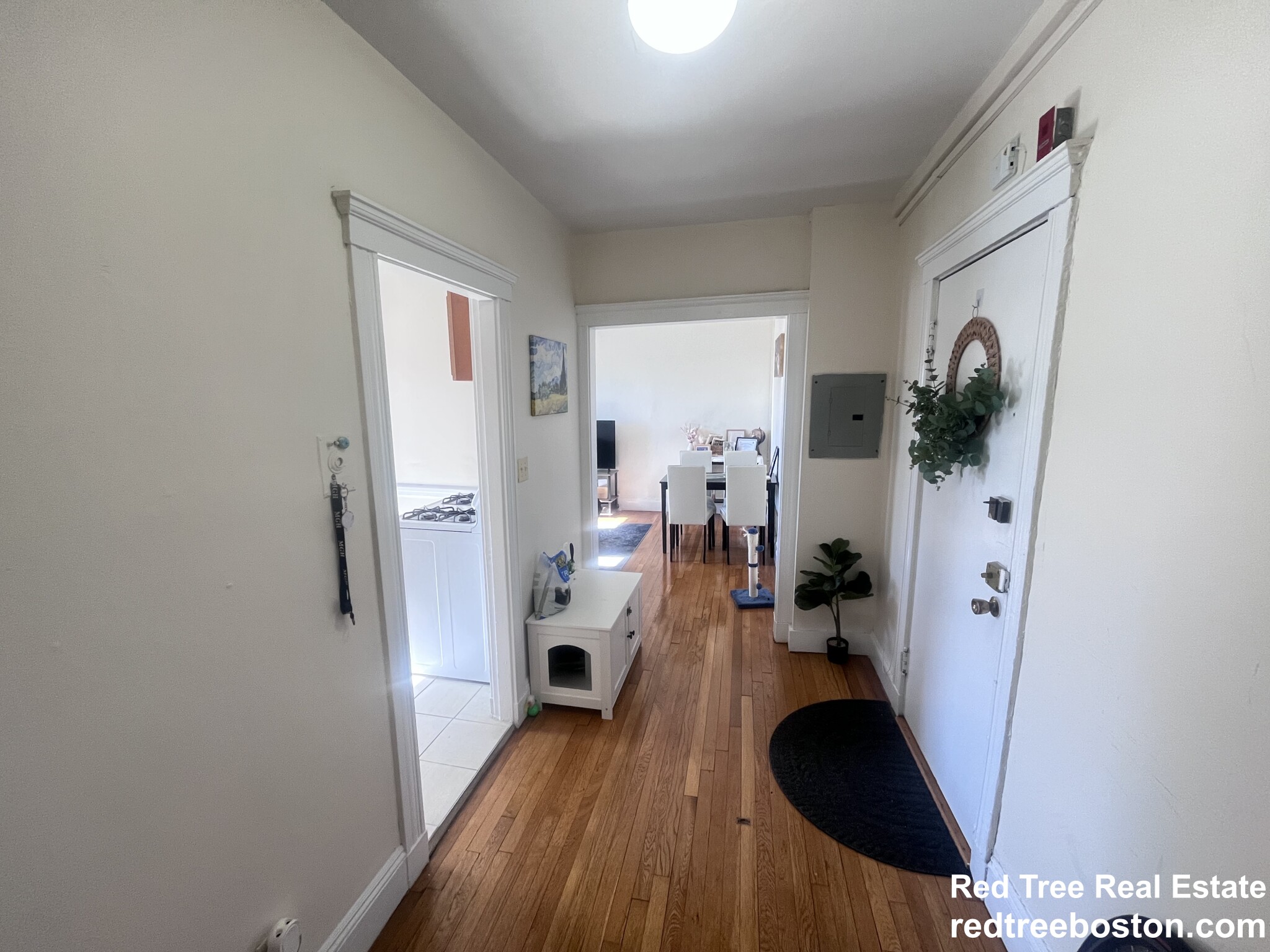 131 Washington St, Brighton