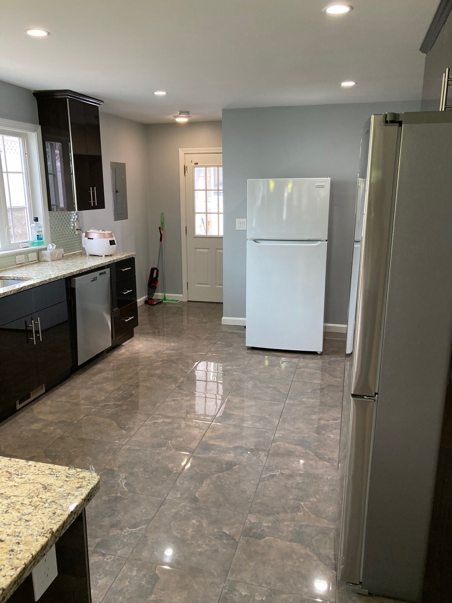 14 Aberdeen Ave, West Cambridge