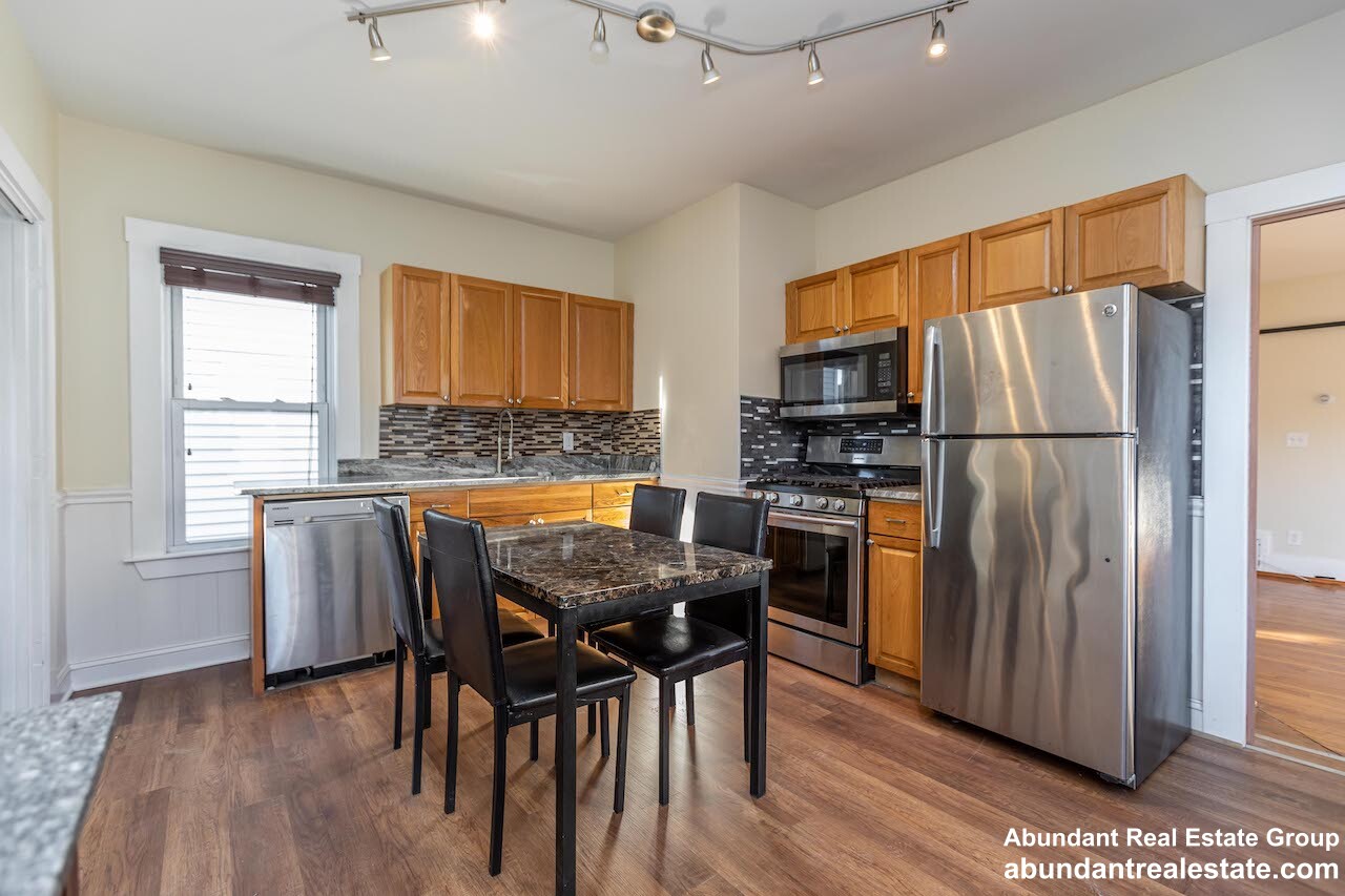 376 Medford St, Winter Hill